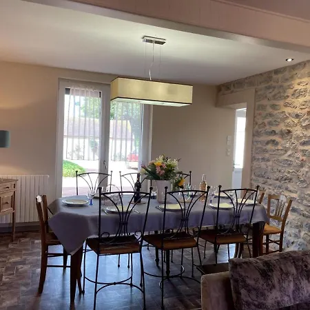 Champetre Renove Avec Jardin Et Equipements Modernes A - Fr-1-489-334 * Pierrefitte-sur-Loire